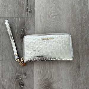 Michael Kors Wristlet